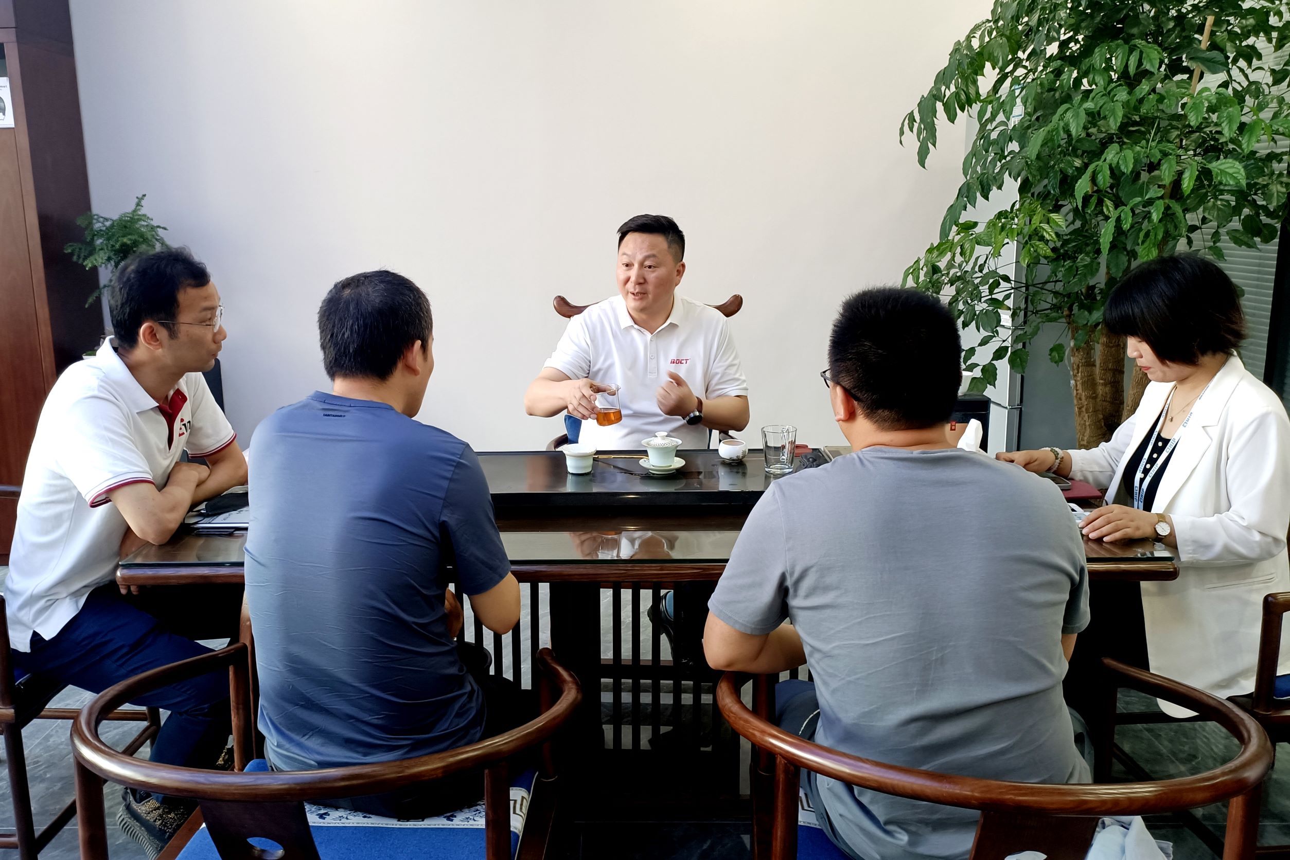 合肥星空物联参观冠军国际科技